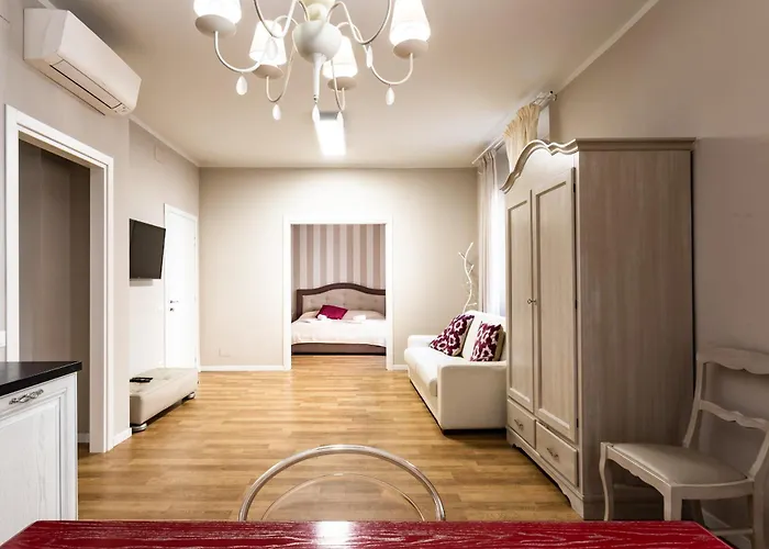 Santa Eufemia 2 - Vicino Arena Lägenhet